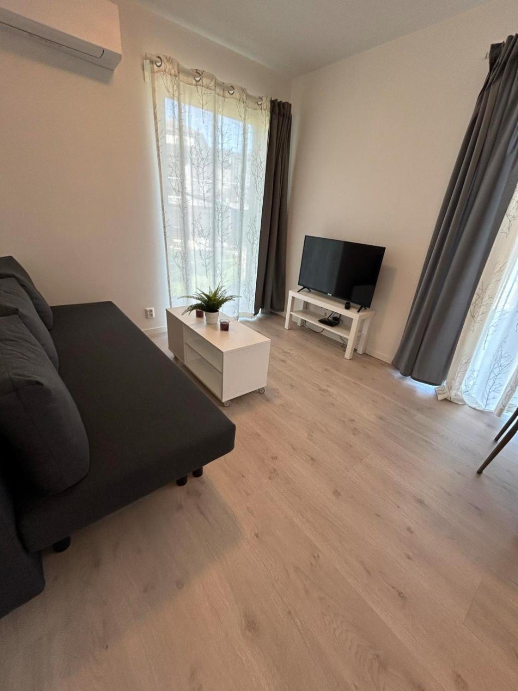 Lisas Apartment, Private New 1 Bedroom And 1 Living Room With Sofa Bed And Big Windows, Share With Nobody Oslo Exteriér fotografie
